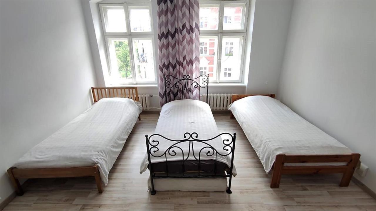 Apartment Near Center - Botanic Garden Breslavia Esterno foto